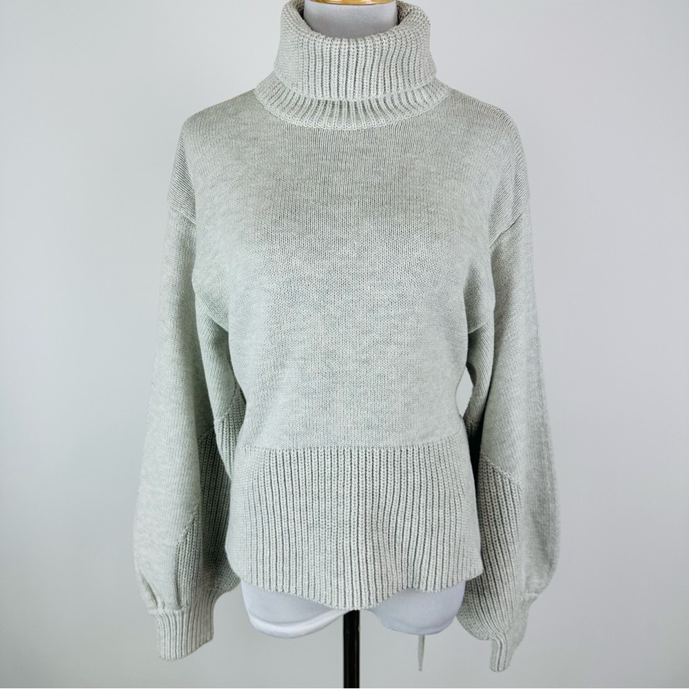 Isalis Gray Cut Out Back Sweater Size Medium